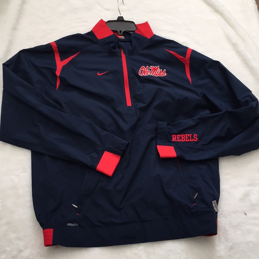 Men’s Nike Ole Miss quarter zip pullove